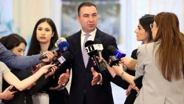 Bogdan Ivan: A fost votat proiectul privind declararea situaţiei de criză în domeniul carburanţilor, reducerea acciziei la motorină şi limitarea exporturilor /  Ar trebui să ducă la o reducere a preţului final pentru consumatorii privaţi