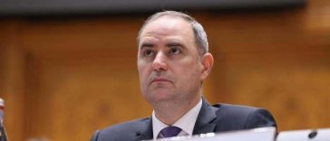 Alexandru Nazare: Problema pe piaţa carburanţilor azi nu mai este doar cât costă combustibilul, ci dacă există suficient produs disponibil / Ministerul Finanţelor susţine un mecanism de acciză dinamică, care permite reducerea accizei între 5% şi 25%