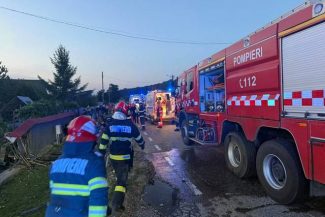 Bacău: Cinci răniţi, între care doi copii, într-un accident produs pe DN 11