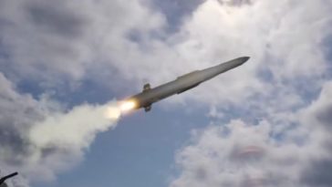 Lockheed Martin prezintă o nouă rachetă Patriot la preţ redus, în urma anunţului privind coaliţia dintre europeni şi Ucraina pentru apărare antiaeriană