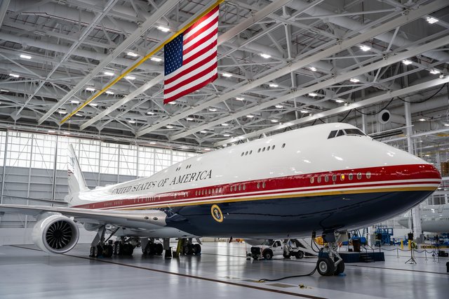 Trump inaugurează miercuri noul Air Force One primit cadou de la Qatar