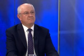 Reuters: Demisia-surpriză lui Alexandru Munteanu reprezintă o provocare pentru preşedinta Maia Sandu şi pentru Partidul Acţiune şi Solidaritate