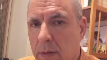 Andrei Ursu spune că tatăl său, disidentul Gheorghe Ursu, a sperat să îi supravieţuiască lui Nicolae Ceauşescu şi să scrie cărţi despre România comunistă pe baza jurnalului pe care l-a ţinut timp de patru decenii