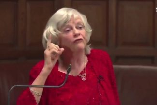 Poliţia britanică l-a eliberat pe bărbatul arestat sub suspiciunea de ucidere a fostei deputate Ann Widdecombe