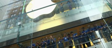 Apple ar fi decis amânarea primilor ochelari smart