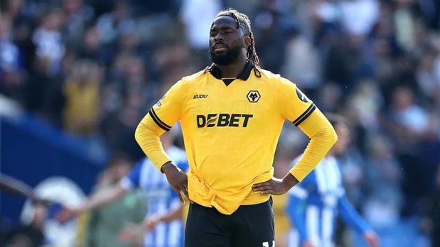 Wolverhampton: Tolu Arokodare a forţat anularea unui antrenament. S-a aşezat pe teren şi i-a cerut clubului să-l lase să plece la Fiorentina