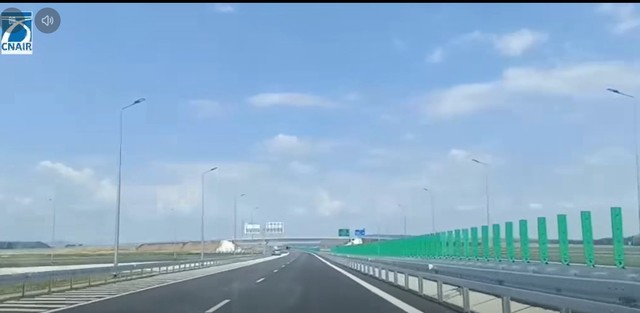 Document al Ministerului Transporturilor: Peste 233,59 km de autostrăzi şi drumuri expres ar urma să fie deschişi până la finalul anului. ONG: Unele estimări sunt nerealiste