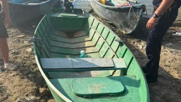 Galaţi: Percheziţii la locuinţele unui bărbat acuzat că a exploatat o navă neînregistrată, a arborat fără drept pavilionul românesc şi a pescuit fără autorizaţie sau licenţă pentru astfel de activitate comercială – FOTO