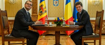 Nicuşor Dan l-a primit pe premierul Republicii Moldova, Vasile Tofan / Un punct central al discuţiilor, situaţia de securitate complexă din regiune, generată de războiul de agresiune al Rusiei împotriva Ucrainei