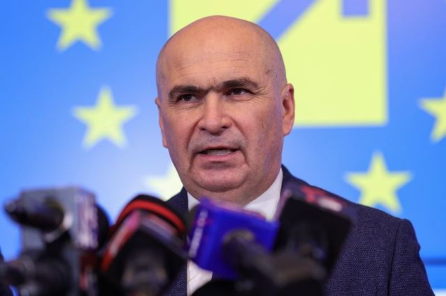 Bolojan: În condiţiile în care se nominalizează un premier de la tine care este pus să facă o coaliţie cu PSD înseamnă că se încearcă o subordonare a partidului/ Nicuşor Dan nu a procedat într-o manieră care să crească încrederea între PNL şi dânsul
