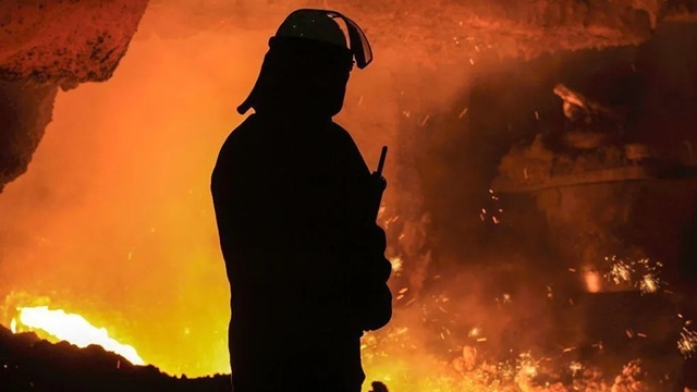 Guvernul britanic naţionalizează oţelăria British Steel, anunţă Starmer înainte să-i predea puterea lui Burnham. Fostul proprietar, grupul chinez Jingye, care a cupărat-o în 202, cere despăgubiri