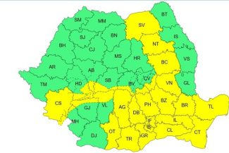 Meteorologii anunţă instabilitate atmosferică, duminică, în mai multe regiuni ale ţării / Vor fi averse torenţiale, descărcări electrice şi rafale de vânt ce pot ajunge la 70 km/h / A fost emis cod galben