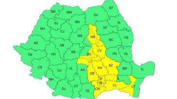 Cod galben de furtuni în mai multe zone ale ţării, luni după-amiază – Meteorologii anunţă averse torenţiale, descărcări electrice, rafale de vânt şi grindină