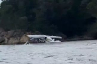 Un hidroavion s-a prăbuşit în statul Washington / Toate cele 11 persoane de la bord au fost găsite în viaţă, dar mai multe au fost rănite – VIDEO