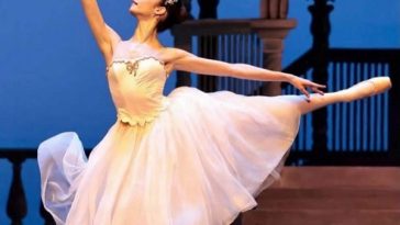 Carina Giorgiu, 16 ani, devine prima româncă membră a corpului de balet al Operei Naţionale din Paris