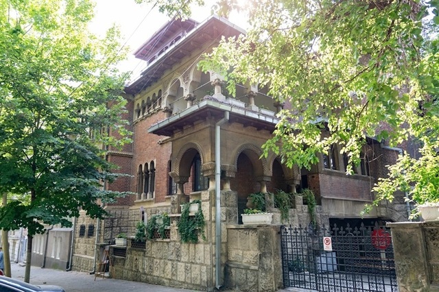 Casa Madrigal se redeschide pentru public sâmbătă – Tururi ghidate, expoziţii noi, sesiuni de pictură şi acuarelă, jocuri de societate