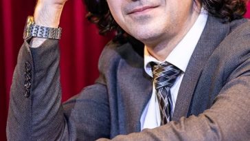 Cătălin Petrescu preia mandatul de manager interimar al Teatrului Muzical „Ambasadorii”