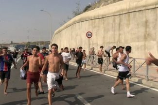 Italia cere suspndarea Spaniei din Spaţiul Schengen după afluxul masiv de migranţi la Ceuta