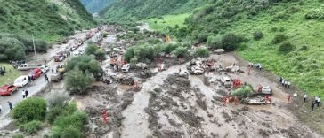 Cel puţin zece morţi, 23 de răniţi şi 174 de persoane salvate în sudul Chinei, în urma unei viituri într-o zonă turistică de campare