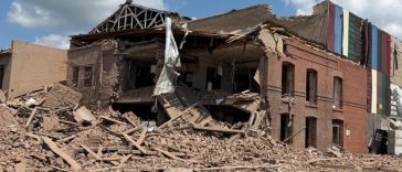 Riga îl convoacă pe însărcinatul cu afaceri al Rusiei în legătură cu avarierea, într-un atac rusesc, a consulatului leton din Sloviansk – VIDEO