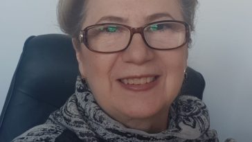 Medicul ATI Elena Copaciu: Posturile în sănătate sunt blocate şi se scot la concurs cu ţârâita. Pare ironică susţinerea unor rectori pentru obligativitatea absolvenţilor la buget să practice medicina o vreme in Romania! Când posturile sunt blocate?