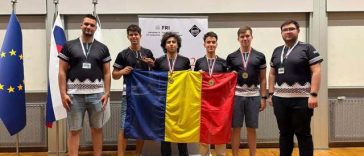 Trei medalii de aur şi una de argint pentru România, la Olimpiada de Informatică a Europei Centrale – FOTO