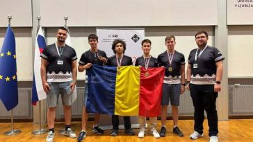 Trei medalii de aur şi una de argint pentru România, la Olimpiada de Informatică a Europei Centrale – FOTO