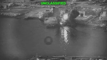 SUA au lansat primul atac cu drone marine de tip Corsair împotriva portului iranian Bandar Abbas, anunţă CENTCOM. Trei drone au vizat instalaţii de mentenanţă a unor submarine şi nave