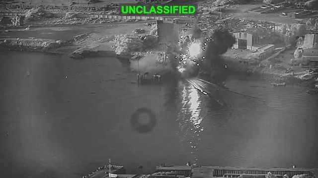 SUA au lansat primul atac cu drone marine de tip Corsair împotriva portului iranian Bandar Abbas, anunţă CENTCOM. Trei drone au vizat instalaţii de mentenanţă a unor submarine şi nave