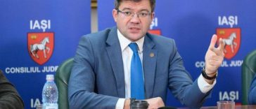 Conducerea Consiliului Judeţean Iaşi a semnat contractele de execuţie pentru două loturi ale centurii uşoare a municipiului Iaşi. Costel Alexe, şeful CJ Iaşi: Am fi dorit să fim într-o etapă mai avansată, însă au existat sincope generate de contestaţii