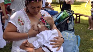 OMS și UNICEF: Sprijinul pentru alăptare ar putea salva anual aproape 540.000 de vieți