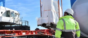 Infotrafic: Cinci transporturi agabaritice se deplasează, duminică, pe trasee de la și spre PTF Nădlac