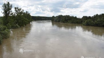 INHGA: Cod portocaliu de inundații pe râuri din opt județe, până duminică la miezul nopții
