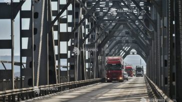 Giurgiu: Circulația pe Podul Prieteniei, restricționată în perioada 15-16 iulie pentru montarea unor corpuri de iluminat