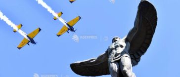 Ziua Aviației Române și a Forțelor Aeriene/ Demonstrații aeriene deasupra Monumentului Eroilor Aerului