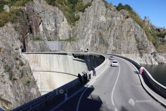 Infotrafic: Restricții de circulație pe Transfăgărășan; se realizează un spot publicitar