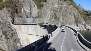 Infotrafic: Restricții de circulație pe Transfăgărășan; se realizează un spot publicitar