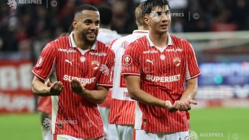 Fotbal: Dinamo s-a despărțit de 5 jucători, Sivis, Caragea, Rotund, Pașcalău și Soare