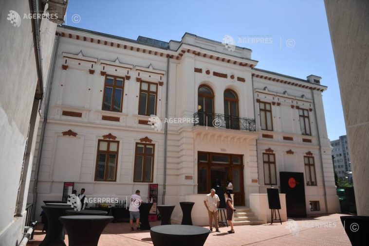 Universitatea Națională de Arte din București a deschis, la Casa Robescu, Pinacoteca UNArte și noua Bibliotecă