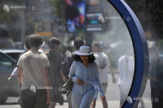Vreme caniculară, cu maxime de 37 de grade și minime de 22 de grade, până duminică seara (meteorologi)