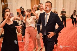 Grindeanu: Bolojan a preluat pe persoană fizică PNL; practic, a dat afară liberali și a adus șoșocari