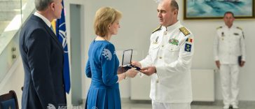 Vizită regală la Statul Major al Forțelor Navale; Majestatea Sa Margareta a primit Emblema de Onoare