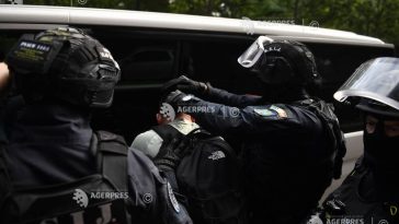 Șase persoane reținute în dosarul Asociației Dumnezeu Poartă de Grijă; sume mari de bani găsite la percheziții