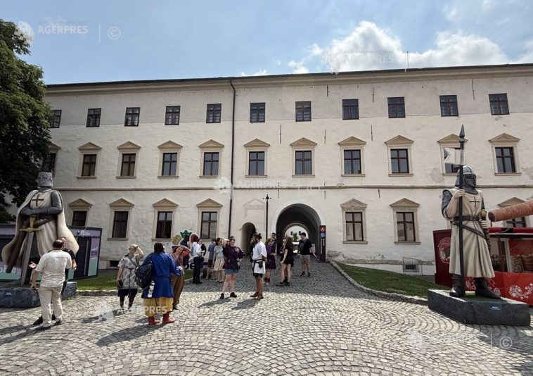 Bihor: Festivalul medieval, între 3-5 iulie, cu aproximativ 600 de invitați; printre atracții – campionatul de buhurt