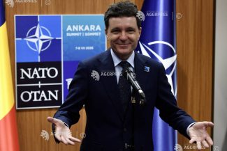 Administrația Prezidențială: Nicușor Dan a primit cadou de la Erdogan un pistol Gumusay; acesta va fi păstrat la SPP