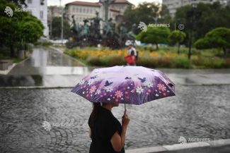 Meteo București: Averse și intensificări ale vântului vineri după-amiaza