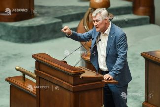 Senat/Dezbateri la legea ANI/ Zamfir: Fritz să plece acasă; Bolojan: Trebuie să ai tupeu să modifici legi neconstituțional