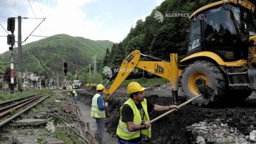 Cosma (MTI): Pe cele 4 loturi ale magistralei feroviare Cluj-Oradea-Episcopia Bihor se lucrează la foc continuu, pentru atingerea jaloanelor PNRR