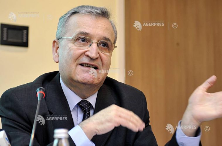 Vasile Pușcaș: Republica Moldova ar putea încheia negocierile cu UE în 2028