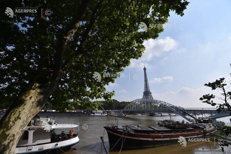 Turnul Eiffel, muzeele Luvru și Orsay se închid mai devreme din cauza caniculei